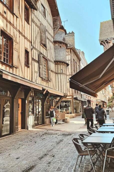 La Maison Des Delices Dosches Eksteriør bilde